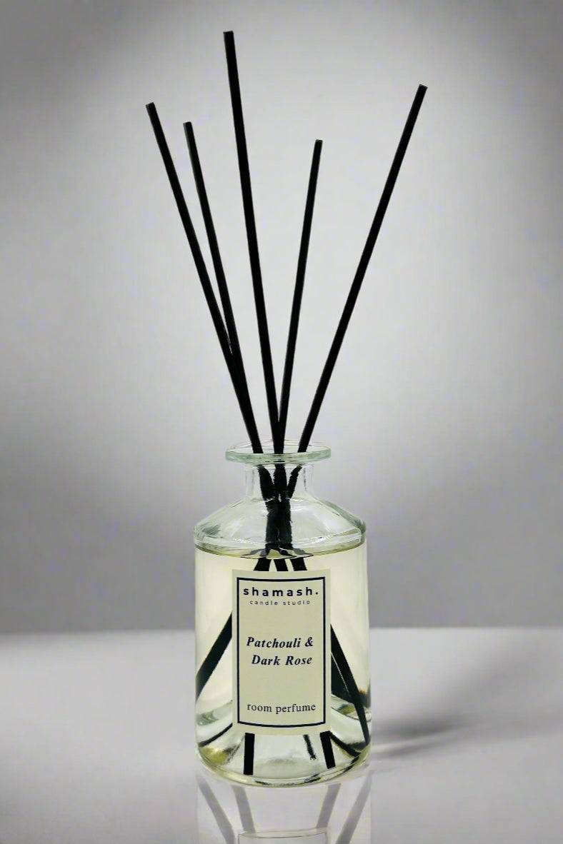 PATSOULI & DARK ROSE ROOM PERFUME - Noir