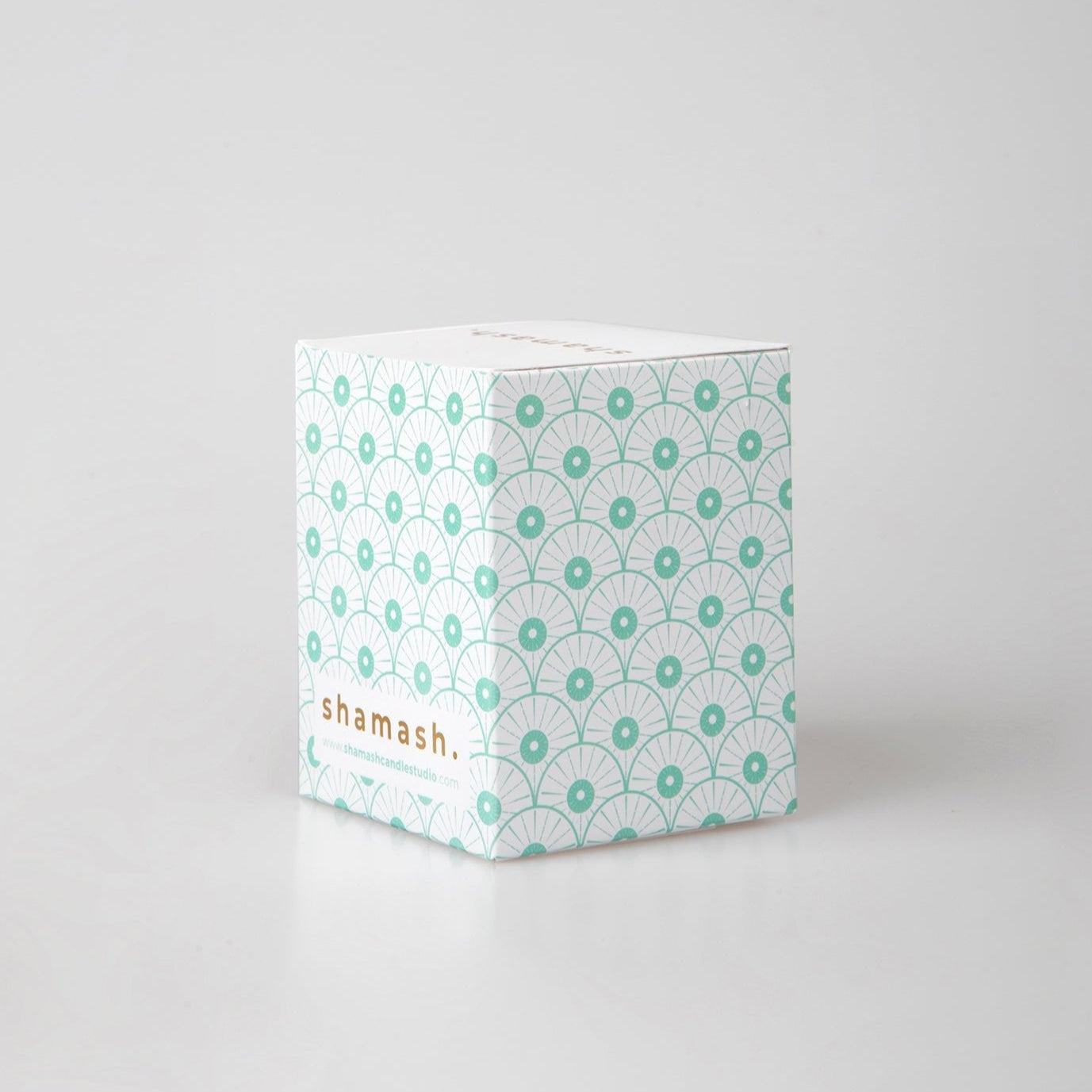 AUGUST YARD BOLD COLLECTION CANDLE